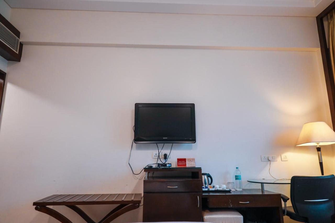 Hotel Airport Residency Нью-Делі Екстер'єр фото